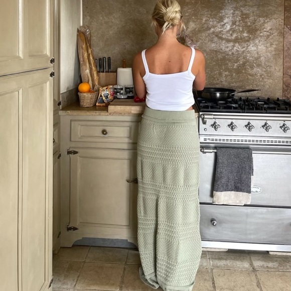 Djerf Avenue Dresses & Skirts - NWOT DJERF AVE SORELLA SKIRT